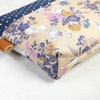 【Atelier Ku】さん / 16cmファスナーポーチ (ブーケ・アニマル)