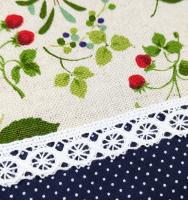 【marron】さん / 文庫本サイズブックカバー(野イチゴ/生成)