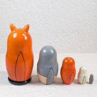 【ロシア】動物モチーフ耳つきマトリョーシカ・5個型(ネコ/オレンジ)