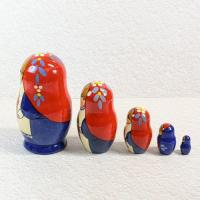 【ロシア】国旗色女の子マトリョーシカ・5個型②