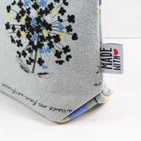 【Atelier Ku】さん / 三角マチポーチ(フラワー・仏語)