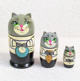 【ロシア】動物モチーフ耳つきマトリョーシカ・3個型(ネコ/ボーダー)