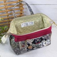 【Atelier Ku】さん / ハンドルつきワイヤーポーチ(ブラック×レッド)