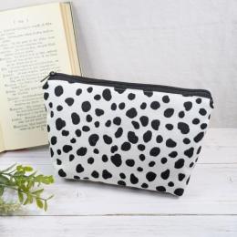 【aiko】さん / ポケット付きファスナーポーチ(ダルメシアン白地)