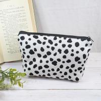 【aiko】さん / ポケット付きファスナーポーチ(ダルメシアン白地)