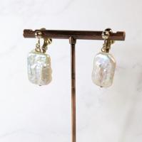 【yayoi&co.】さん / レクタングルパールイヤリング