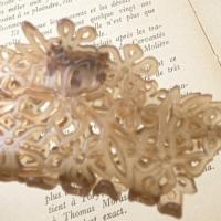 【FRANCE】フローラルバンスクリップ(フロストブラウン)