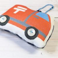 【nana】さん / ふわふわイラストマスコット[郵便車]