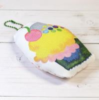 【nana】ふわふわイラストマスコット[カップケーキ]