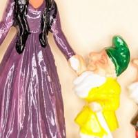 【ドイツ】WALTER&PREDIGER/ハンドペイント樹脂ブローチ(白雪姫)①