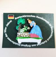 【ドイツ】WALTER&PREDIGER/ハンドペイント樹脂ブローチ(カエル王子)①