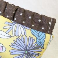 【Angela】さん / カラビナ付きミニバネ口ポーチ (フラワー・イエロー)