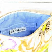 【Atelier Ku】さん / 18cmファスナーポーチ (フラワー・ベージュ)