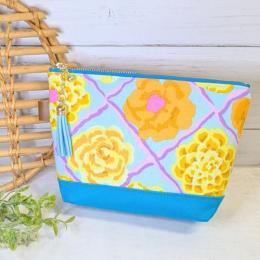 【Atelier Ku】さん / 18cmファスナーポーチ (フラワー・ライトブルー)