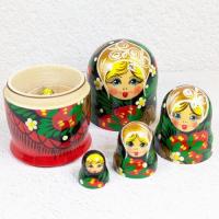 【ロシア】女の子マトリョーシカ・5個型中(黒赤イチゴ)